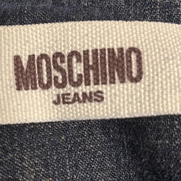 #CCC——MOSCHINO DENIM SKIRT SIZE 8 - Picture 3 of 8